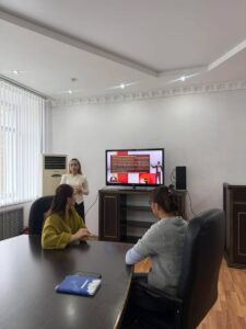 Для сотрудников Департамента юстиции состоялось очередное занятие курса государственного языка уровня B2.